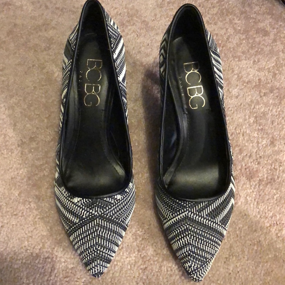 BCBG 7.5 heels